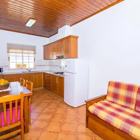 Holiday home Jardim Das Palmeiras By Portugalferias *